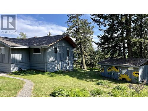 6105 Horse Lake North Road, 100 Mile House, BC - Outdoor