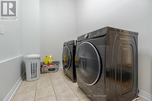 69 Summitgreen Cres, Brampton, ON - Indoor Photo Showing Laundry Room