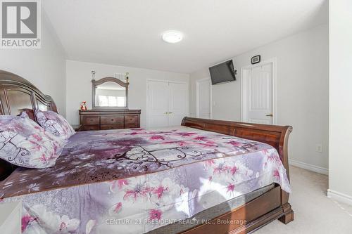 69 Summitgreen Cres, Brampton, ON - Indoor Photo Showing Bedroom