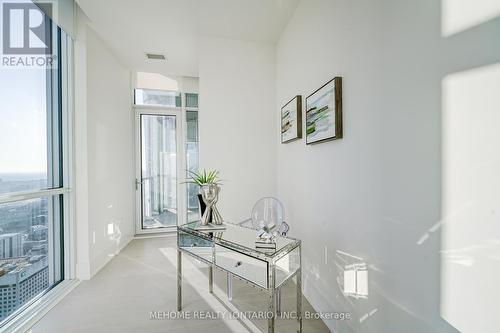 #Ph06 -1 Yorkville Ave, Toronto, ON - Indoor Photo Showing Other Room