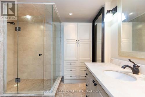 #810 -25 Maitland St, Toronto, ON - Indoor Photo Showing Bathroom