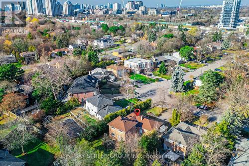 33 Hopperton Dr, Toronto, ON - Outdoor With View