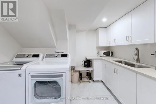 63 Carness Cres, Georgina, ON - Indoor Photo Showing Laundry Room