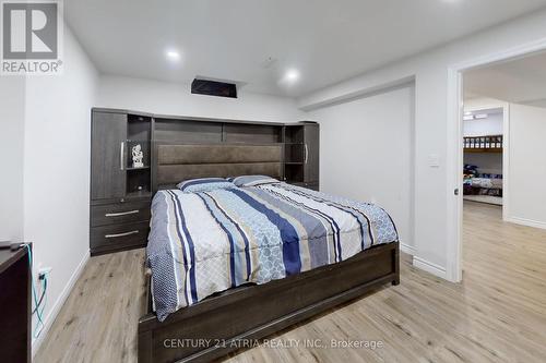 63 Carness Crescent, Georgina, ON - Indoor Photo Showing Bedroom
