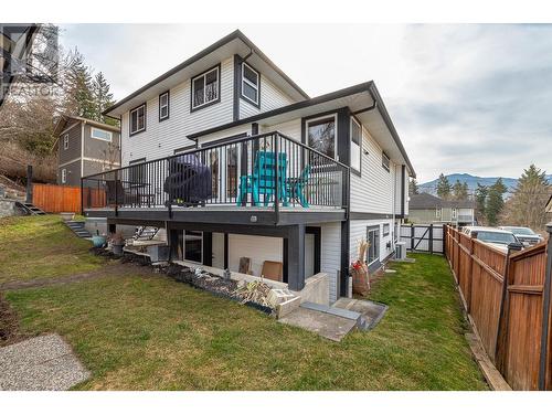 1571 20 Avenue Ne, Salmon Arm, BC - Outdoor With Deck Patio Veranda