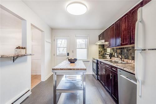 2134 Harris Crescent, Burlington, ON - Indoor Photo Showing Kitchen With Double Sink