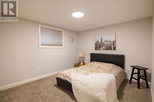 545 Franco Avenue, Sarnia, ON - Indoor Photo Showing Bedroom