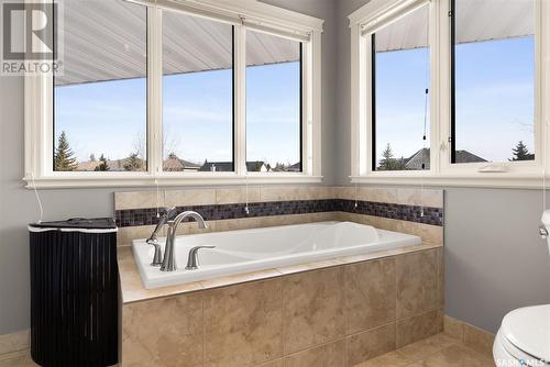 5070 Wascana Vista Court, Regina, SK - Indoor Photo Showing Bathroom