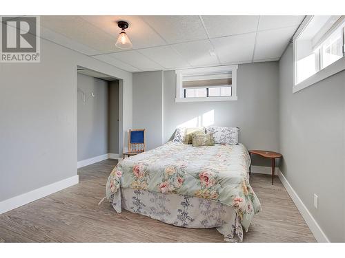 3076 Mcnair Road, West Kelowna, BC - Indoor Photo Showing Bedroom