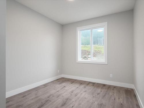 429 Colonia Dr South, Ladysmith, BC - Indoor Photo Showing Other Room