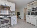 568 Hazelwood Pl, Qualicum Beach, BC  - Indoor Photo Showing Kitchen 