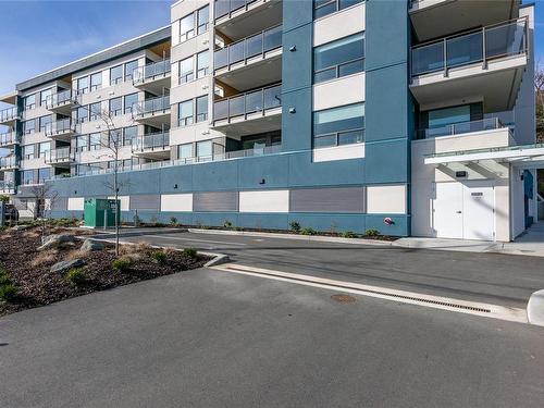 205-536 Island Hwy South, Campbell River, BC - Outdoor With Balcony