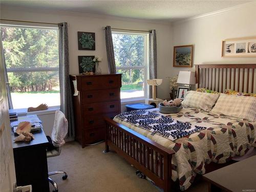 1480 North Rd, Gabriola Island, BC - Indoor Photo Showing Bedroom