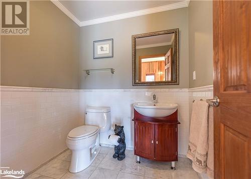 4372 Conners Bay Lane Lane, Coldwater, ON - Indoor Photo Showing Bathroom