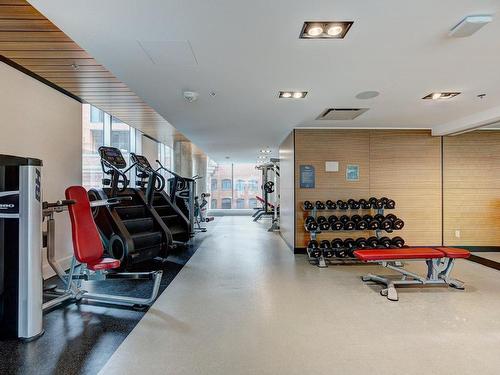 Exercise room - 524-1020 Rue De Bleury, Montréal (Ville-Marie), QC - Indoor Photo Showing Gym Room