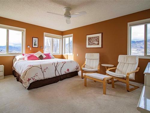 174 Spruce Place, Penticton, BC - Indoor Photo Showing Bedroom