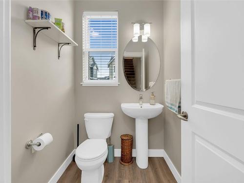 55-2490 Tuscany Drive, West Kelowna, BC - Indoor Photo Showing Bathroom