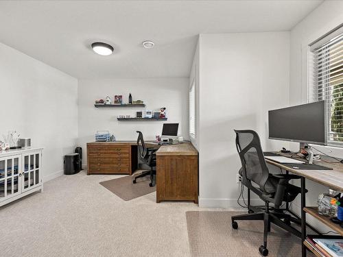 2366 Tallus Green Crescent, West Kelowna, BC - Indoor Photo Showing Office