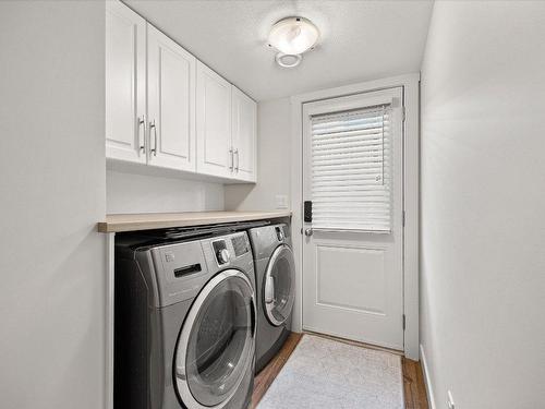 2366 Tallus Green Crescent, West Kelowna, BC - Indoor Photo Showing Laundry Room