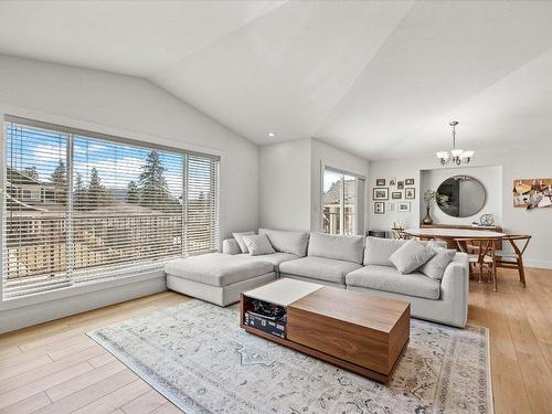 2366 Tallus Green Crescent, West Kelowna, BC - Indoor Photo Showing Living Room