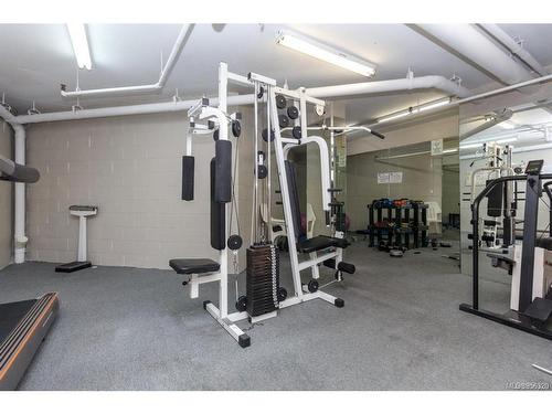 706-327 Maitland St, Victoria, BC - Indoor Photo Showing Gym Room