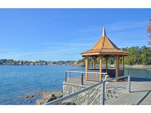 706-327 Maitland St, Victoria, BC - Outdoor With Body Of Water