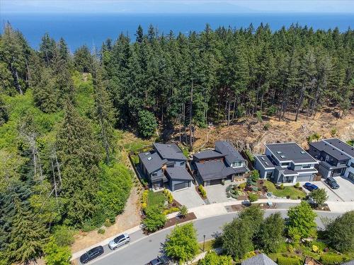 3849 Glen Oaks Dr, Nanaimo, BC - Outdoor With View