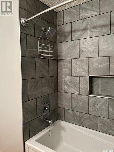 910 12Th Street, Humboldt, SK - Indoor Photo Showing Bathroom