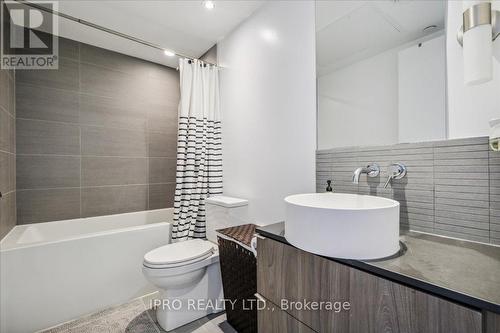 3508 - 161 Roehampton Avenue, Toronto, ON - Indoor Photo Showing Bathroom