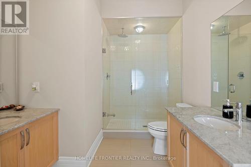 7 Kinghorn Road N, King, ON - Indoor Photo Showing Bathroom