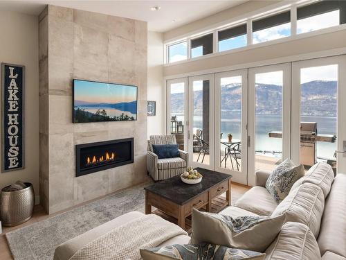 3452 Granite, Kelowna, BC - Indoor Photo Showing Living Room With Fireplace