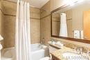 608A-181 Beachside Dr, Parksville, BC  - Indoor Photo Showing Bathroom 