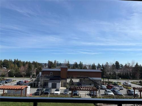 307-2500 Hackett Cres, Central Saanich, BC - Outdoor With View