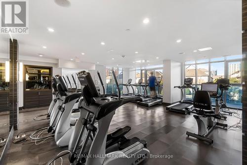 610 - 9471 Yonge Street, Richmond Hill, ON - Indoor Photo Showing Gym Room