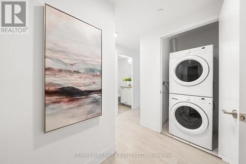 #610 -9471 Yonge St, Richmond Hill, ON - Indoor Photo Showing Laundry Room