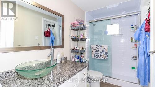 67 Corbett Drive, Barrie, ON - Indoor Photo Showing Bathroom