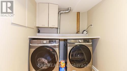 67 Corbett Dr, Barrie, ON - Indoor Photo Showing Laundry Room