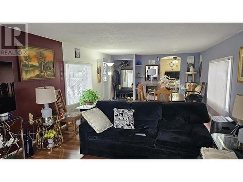 210 5130 North Nechako Road, Prince George, BC - Indoor Photo Showing Living Room