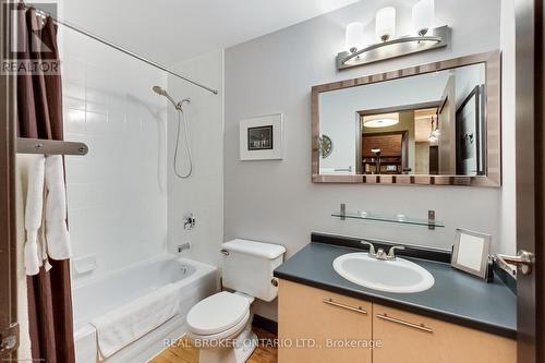502 - 90 Sherbourne Street, Toronto, ON - Indoor Photo Showing Bathroom