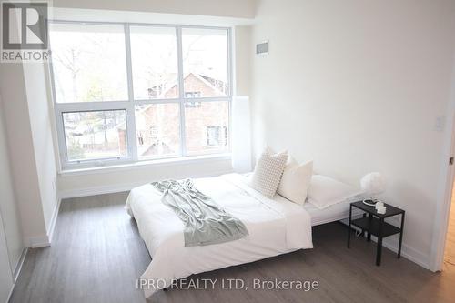 116 - 1350 Kingston Road, Toronto (Birchcliffe-Cliffside), ON - Indoor Photo Showing Bedroom