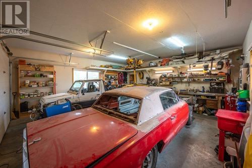 30 Osborne Road, Summerland, BC - Indoor Photo Showing Garage