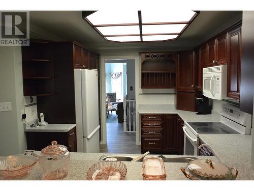 308 Westland Road, Quesnel, BC - Indoor Photo Showing Kitchen