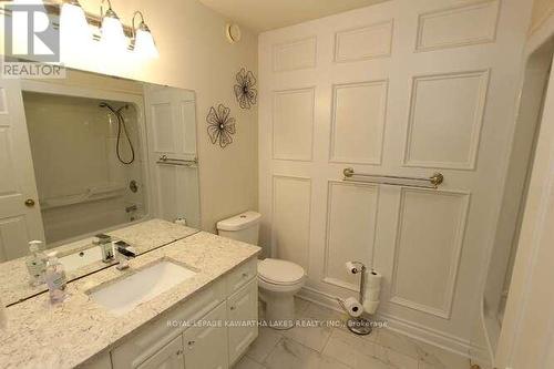 2548 Thornbury Drive, Peterborough, ON - Indoor Photo Showing Bathroom