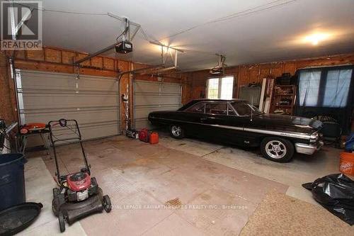 2548 Thornbury Drive, Peterborough, ON - Indoor Photo Showing Garage