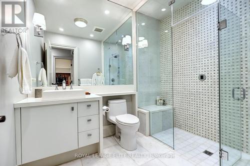1182 Morrison Heights Dr, Oakville, ON - Indoor Photo Showing Bathroom