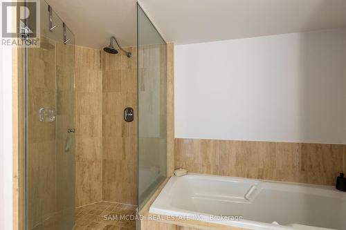 411 - 3 Mcalpine Street, Toronto, ON - Indoor Photo Showing Bathroom