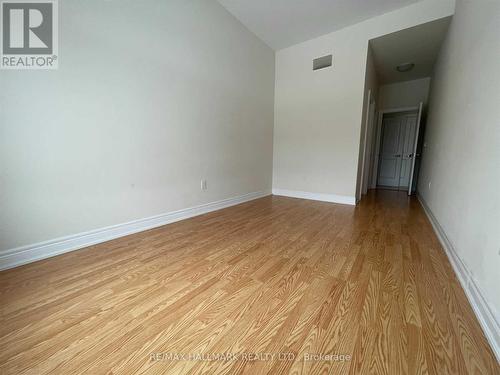 323 Atkinson Street, Clearview, ON - Indoor Photo Showing Other Room
