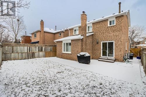 2050 Oak Bliss Cres, Oakville, ON - Outdoor With Exterior