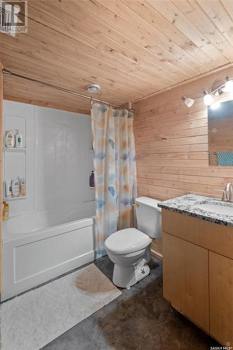 767 2Nd Street E, Prince Albert, SK - Indoor Photo Showing Bathroom