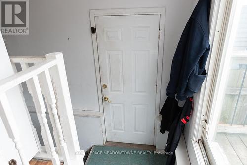 670 Knox Ave, Hamilton, ON - Indoor Photo Showing Other Room